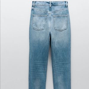 ZARA 90’s Fit Jeans